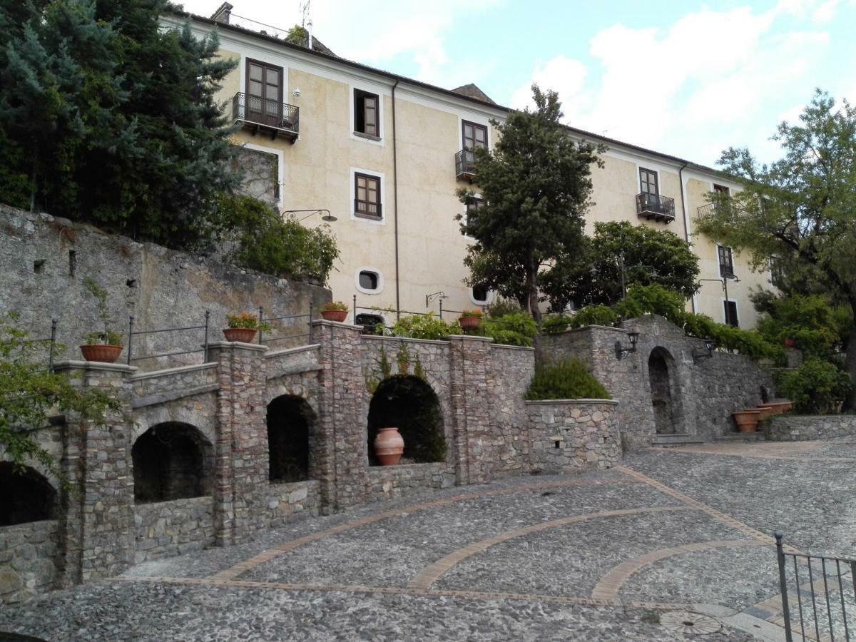 Villa San Domenico 莫拉诺卡拉布罗 外观 照片
