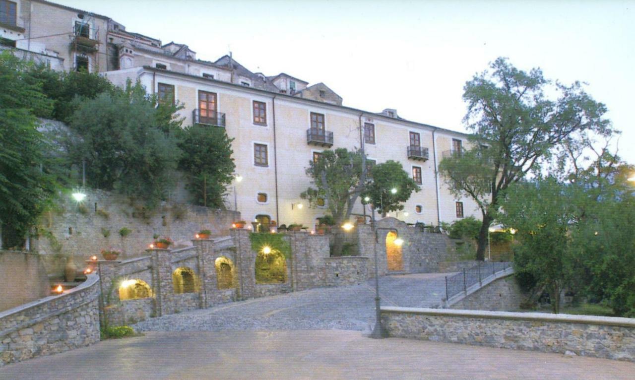 Villa San Domenico 莫拉诺卡拉布罗 外观 照片